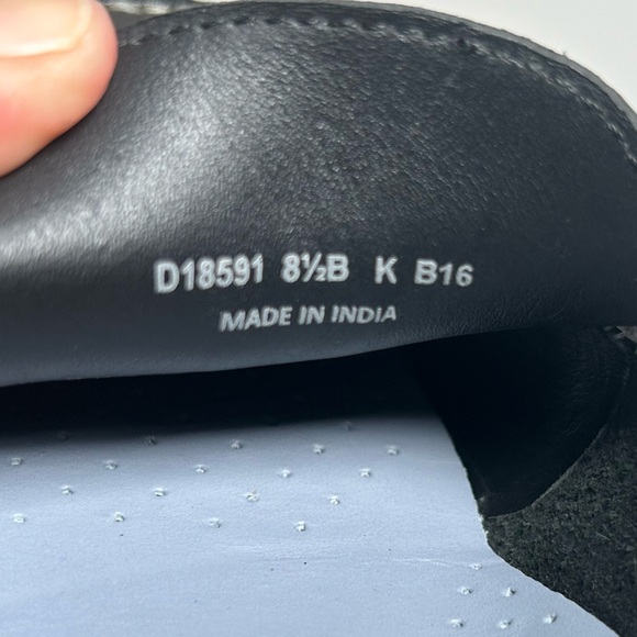 Cole Haan Black Leather Slip-On Loafers Women’s Flat Size 8.5B - Picture 15 of 15